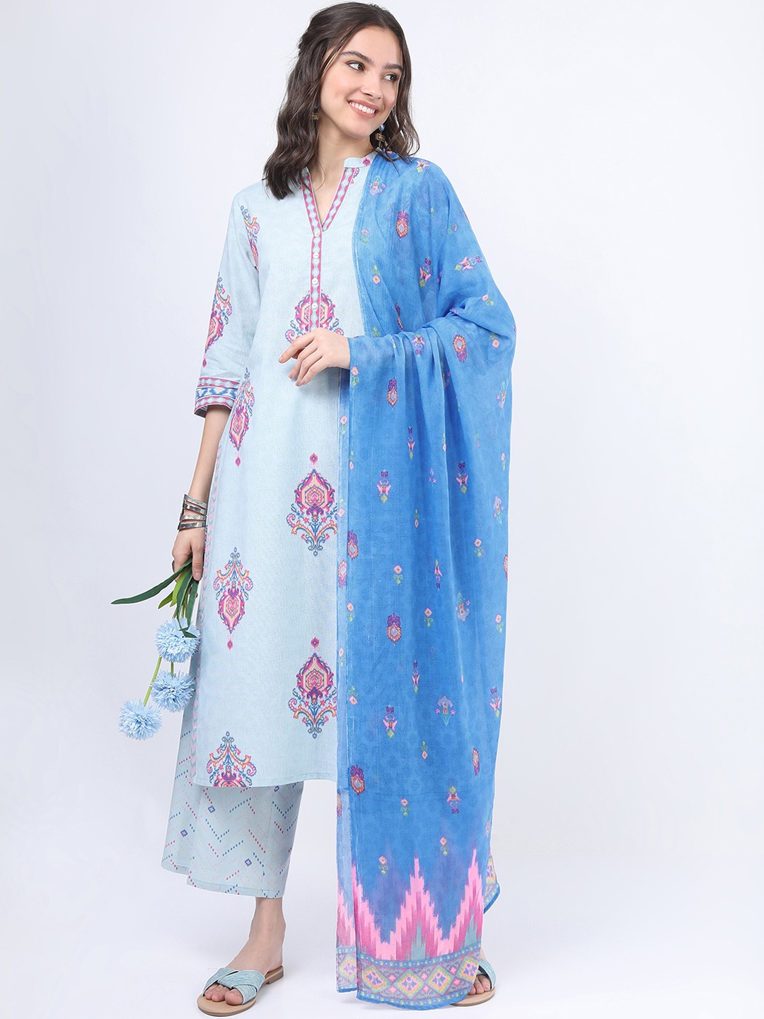 

Vishudh Women Blue Floral Printed Pure Cotton Kurta with Palazzos & With Dupatta