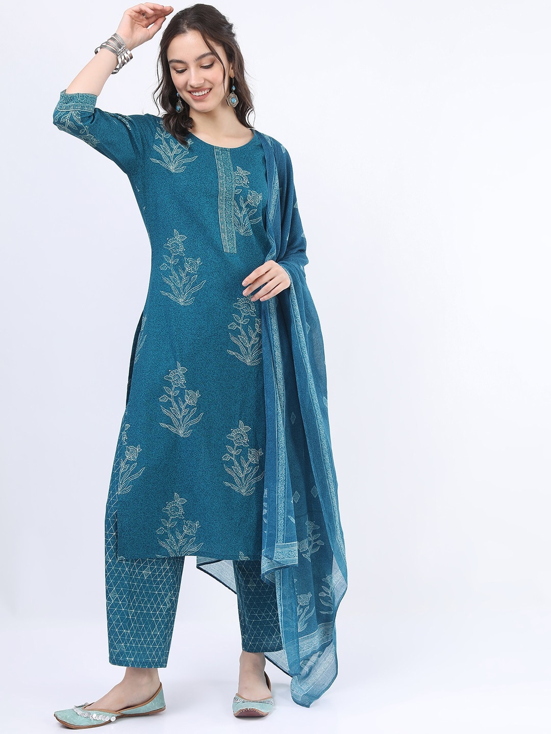 

Vishudh Women Teal Ethnic Motifs Printed Pure Cotton Kurta with Trousers & With Dupatta