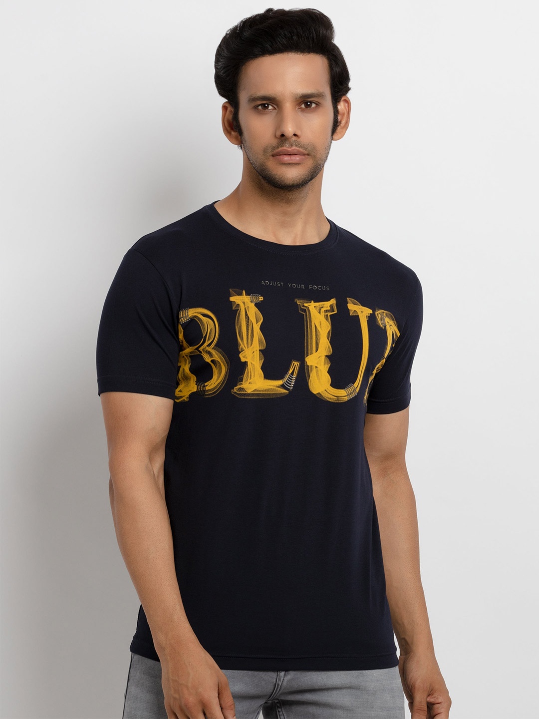 

Status Quo Men Navy Blue Typography Printed Applique T-shirt