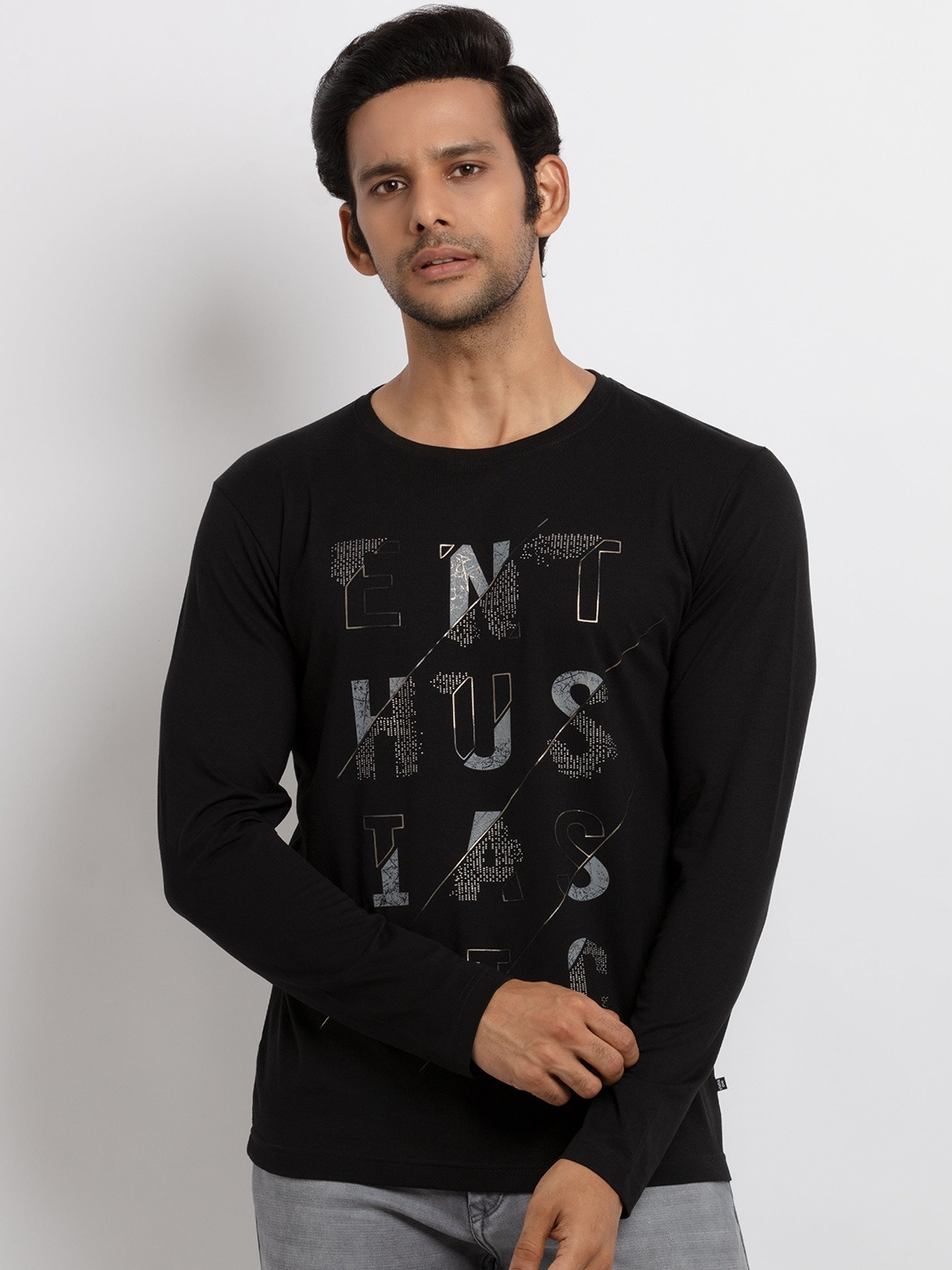 

Status Quo Men Black Typography Printed T-shirt