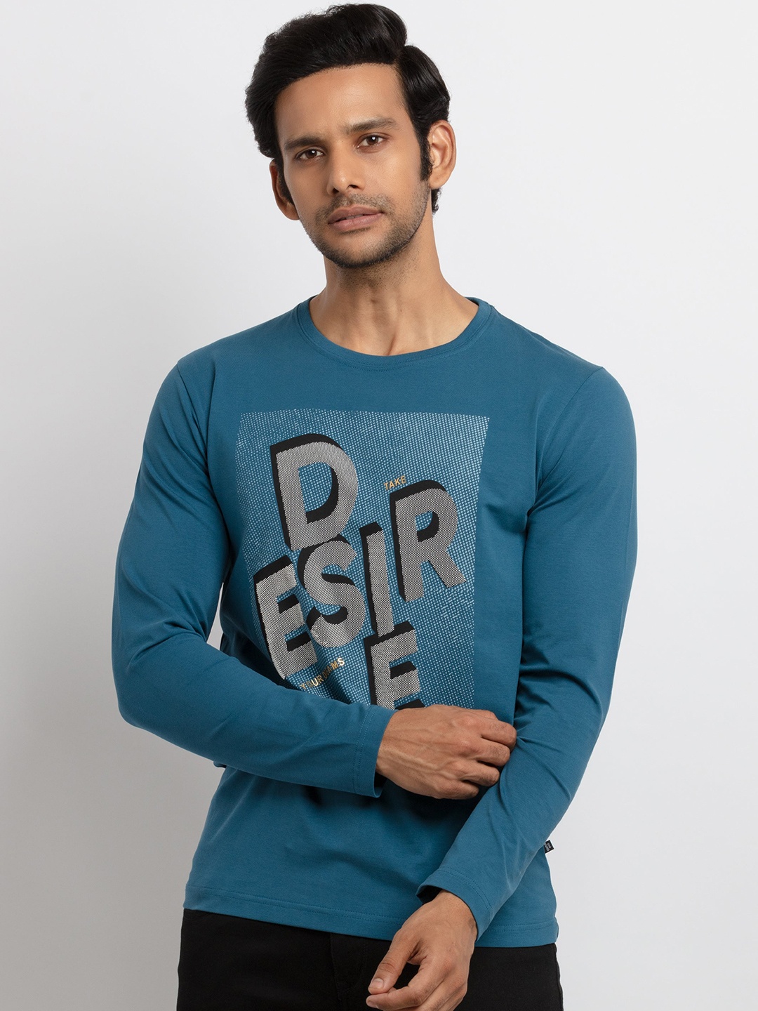 

Status Quo Men Blue Typography Printed Applique T-shirt