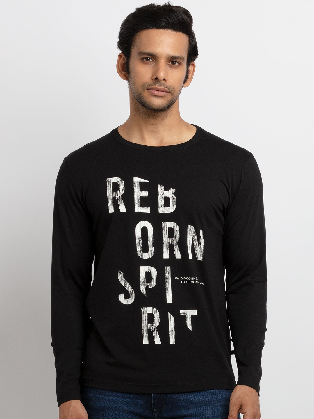 

Status Quo Men Black Typography Printed Raw Edge T-shirt