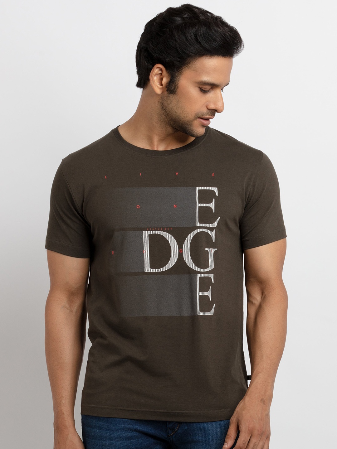 

Status Quo Men Olive Green Typography Printed Applique T-shirt