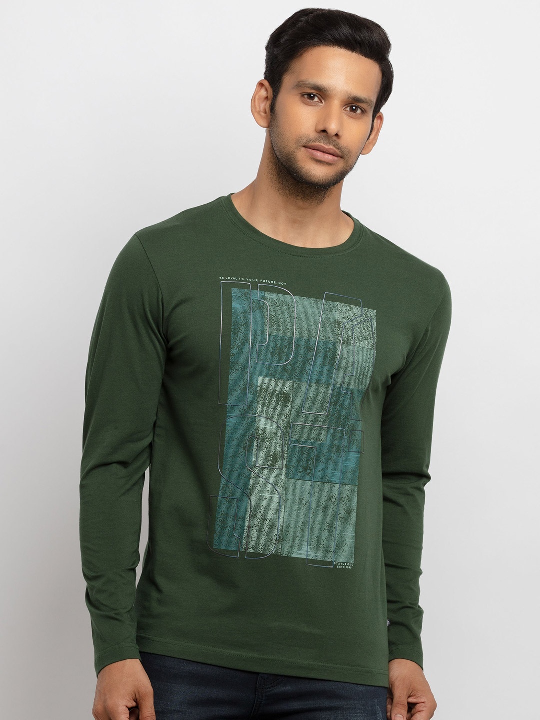 

Status Quo Men Green Typography Printed Raw Edge T-shirt