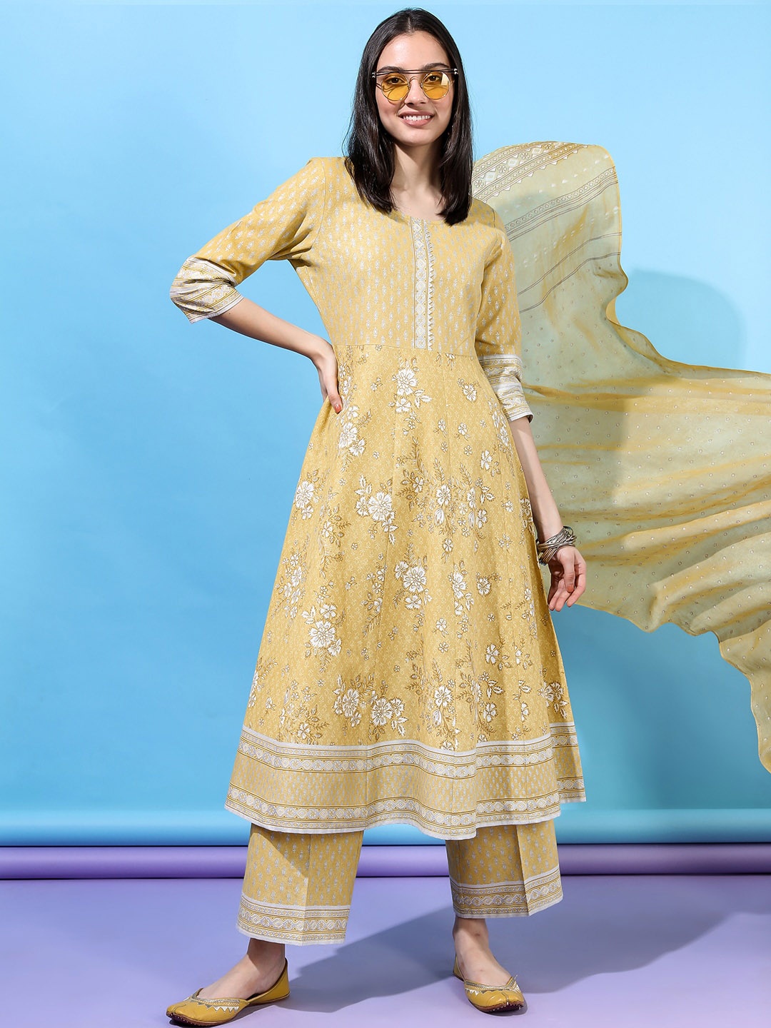 

Vishudh Women Yellow Ethnic Motifs Panelled Kurta With Trousers With Dupatta