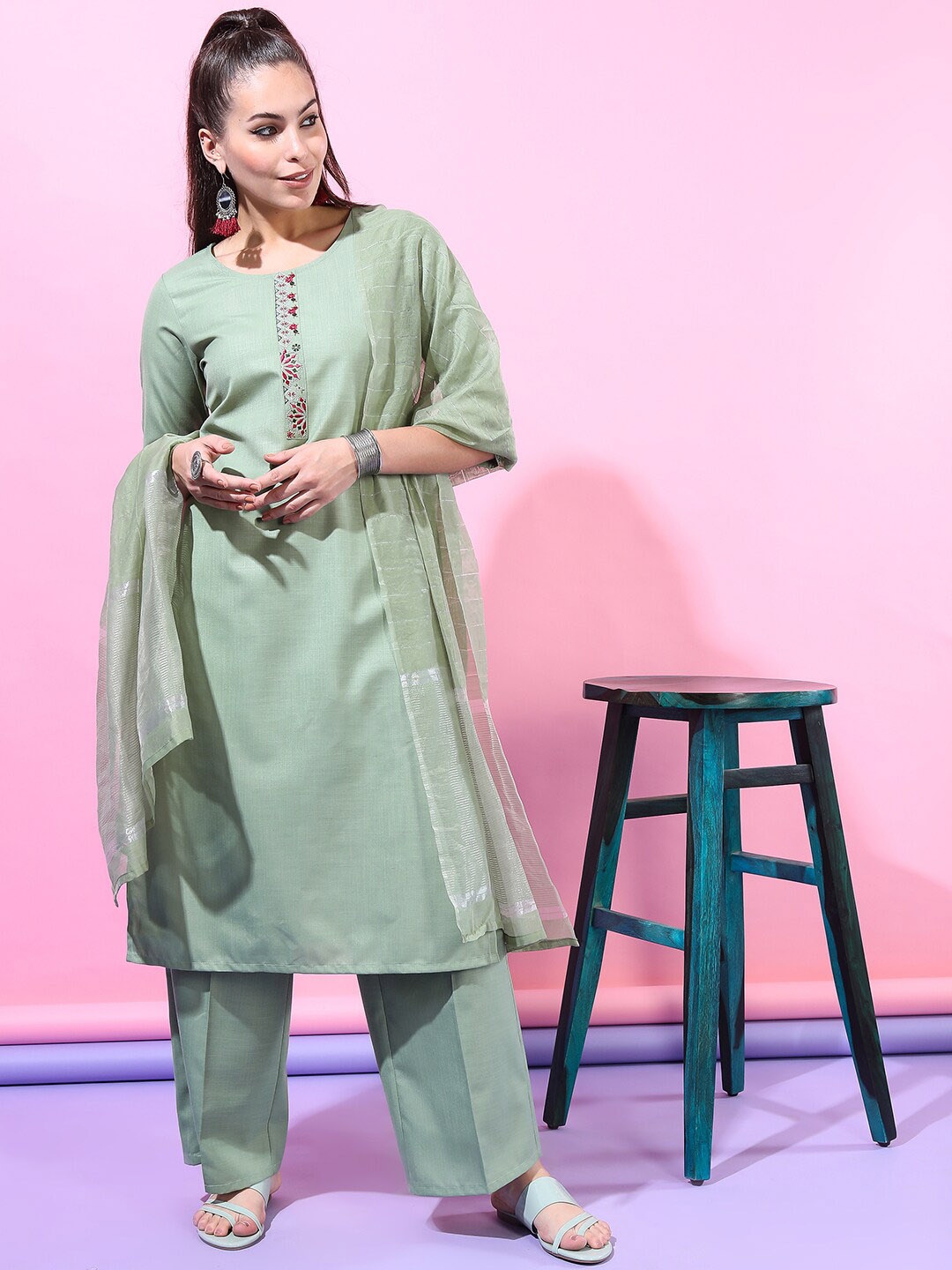 

Vishudh Women Green Embrioder Straight Kurta With Trousers & With Dupatta