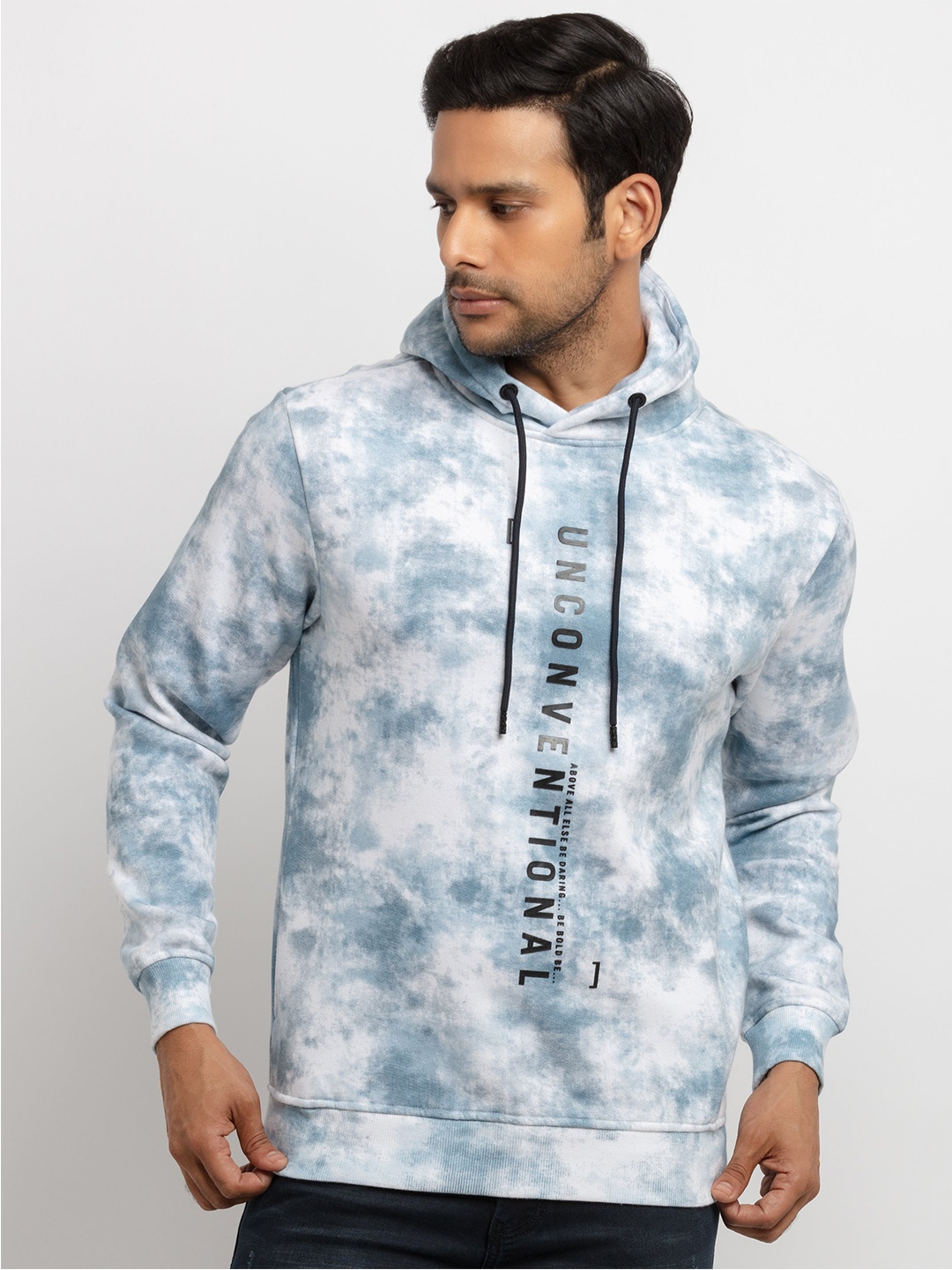 

Status Quo Men Blue Printed Sweatshirt