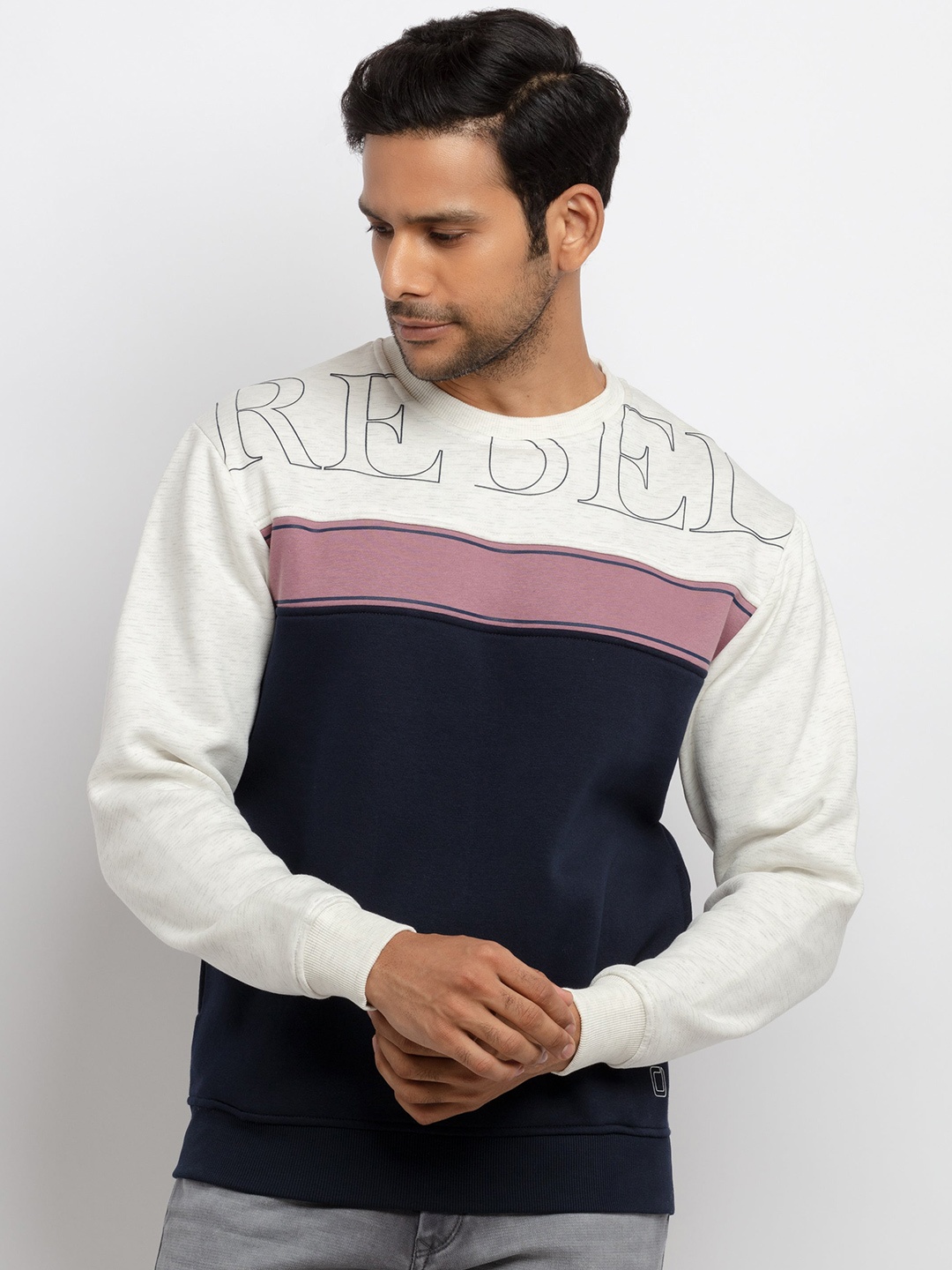 

Status Quo Men Off White Colourblocked Sweatshirt