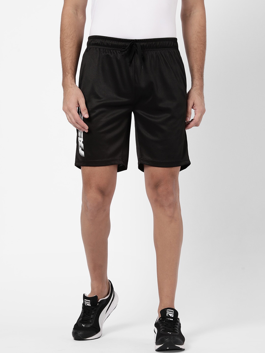 

R&B Men Black Colourblocked Sports Shorts