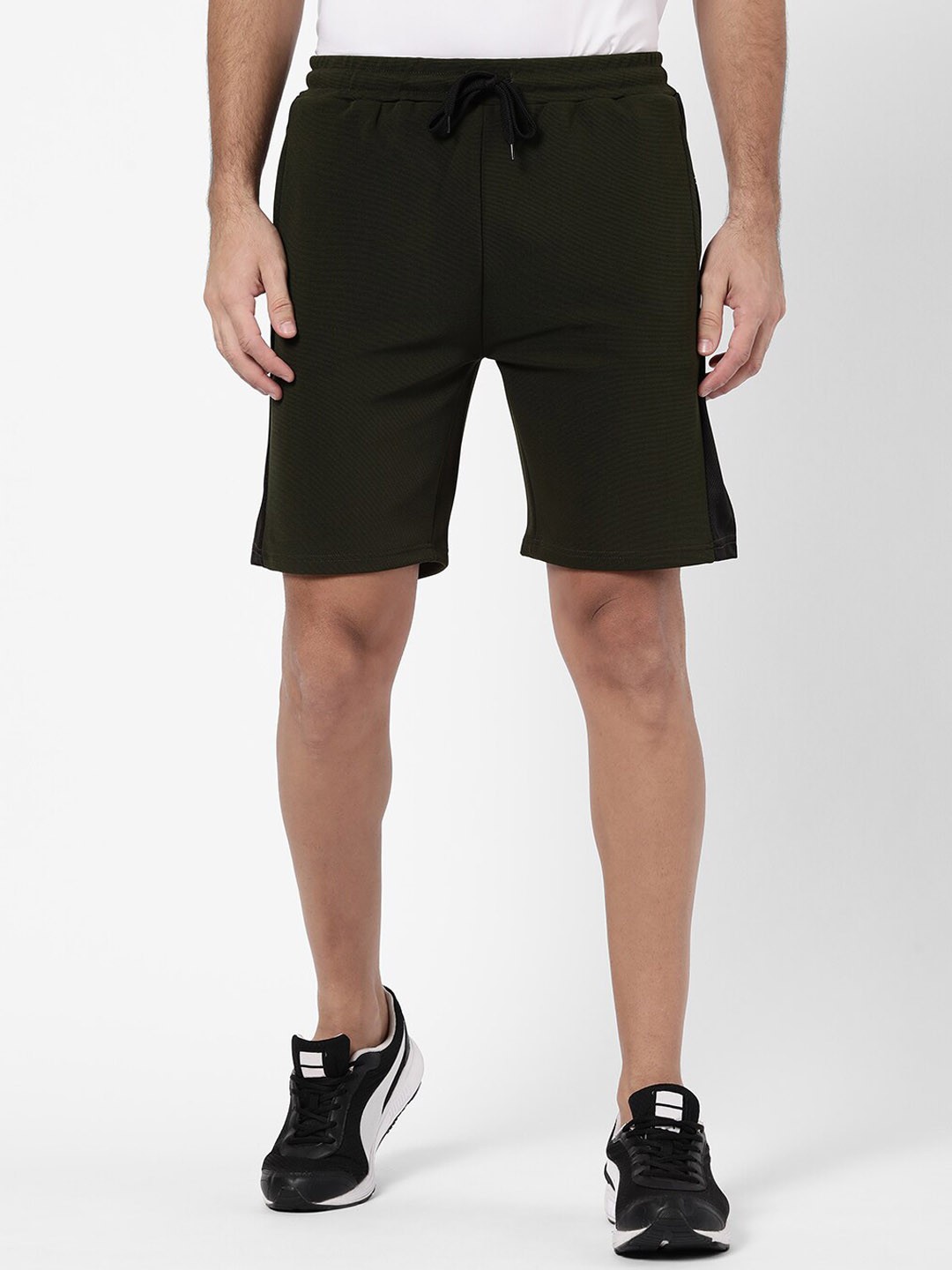 

R&B Men Olive Green Shorts