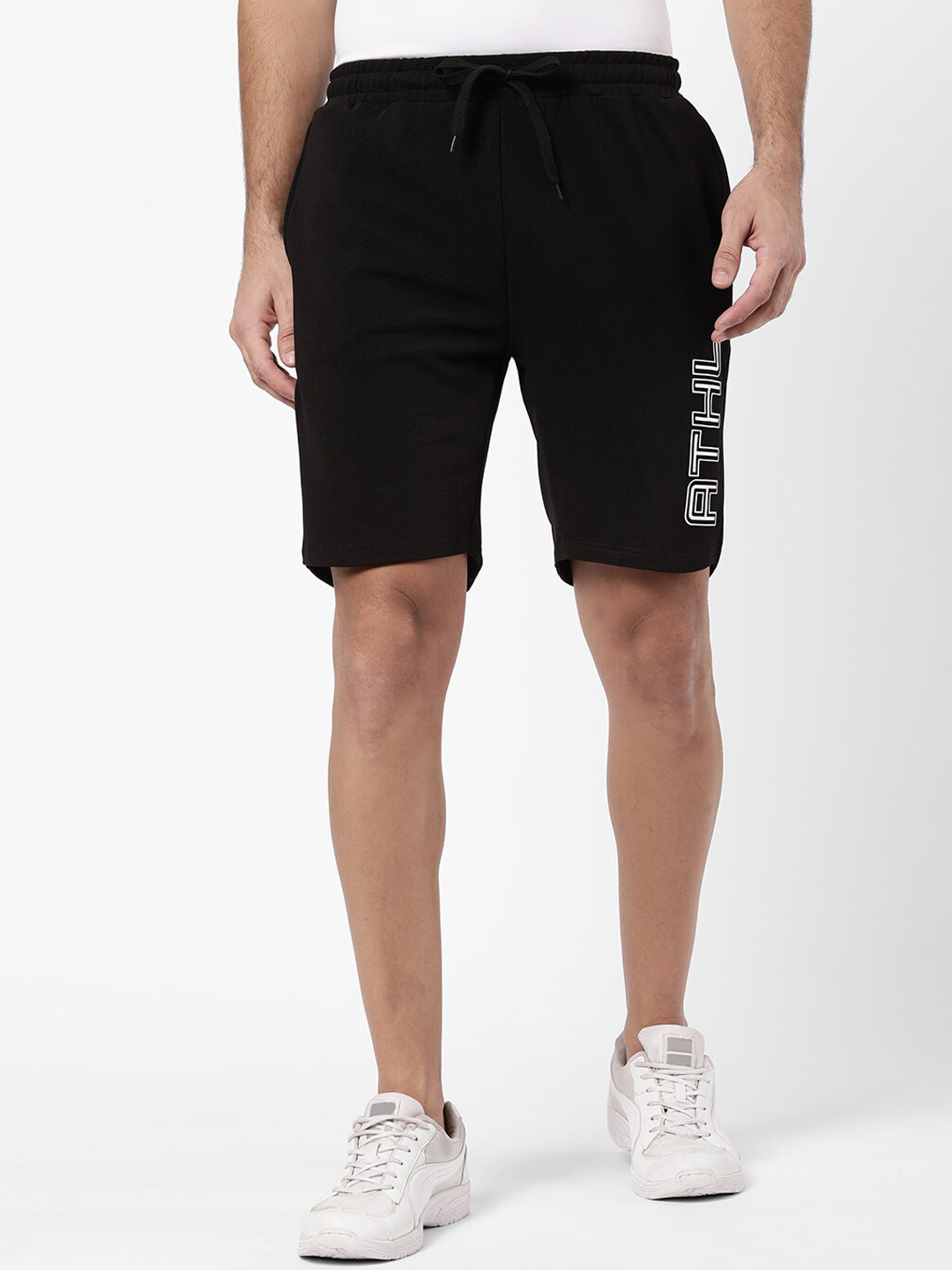 

R&B Men Black Printed Shorts
