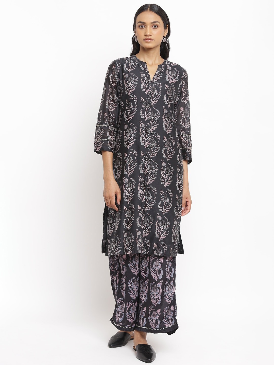 

W The Folksong Collection Women Grey Paisley Printed Keyhole Neck Floral Handloom Kurta