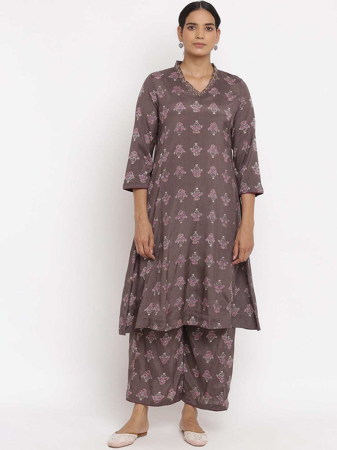 

W The Folksong Collection Women Grey Printed Floral Handloom Kurta