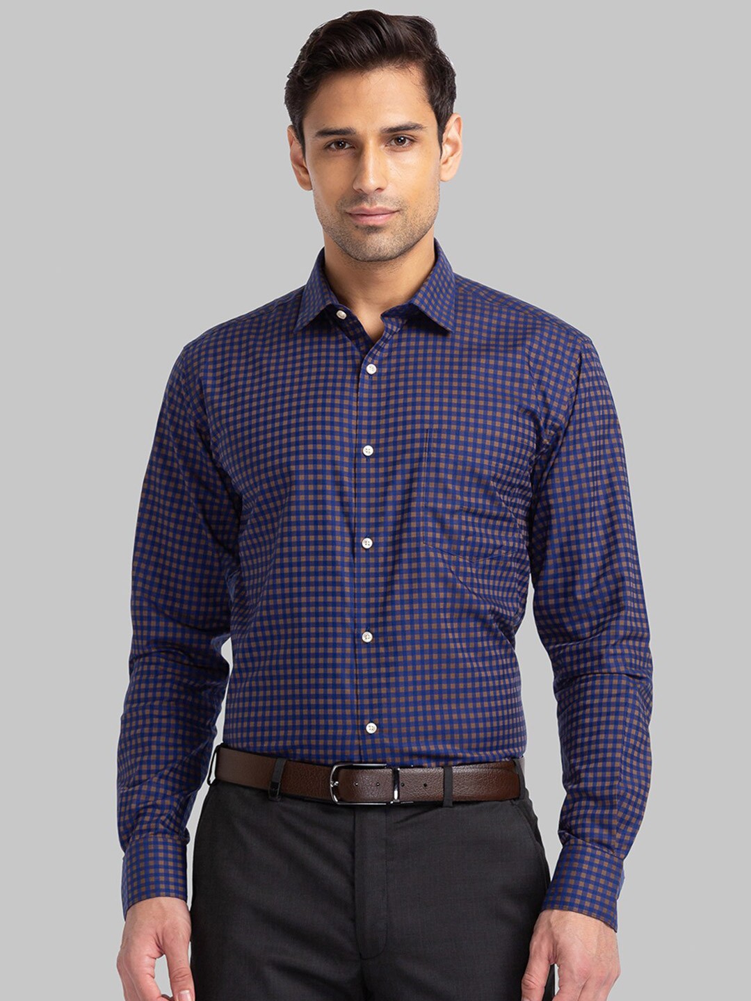 

Park Avenue Men Yellow Slim Fit Checked Formal Shirt