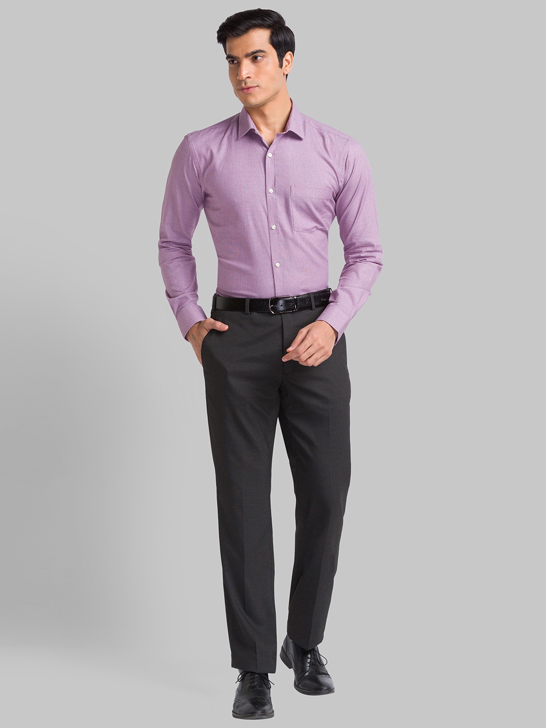 

Park Avenue Men Red Slim Fit Formal Shirt