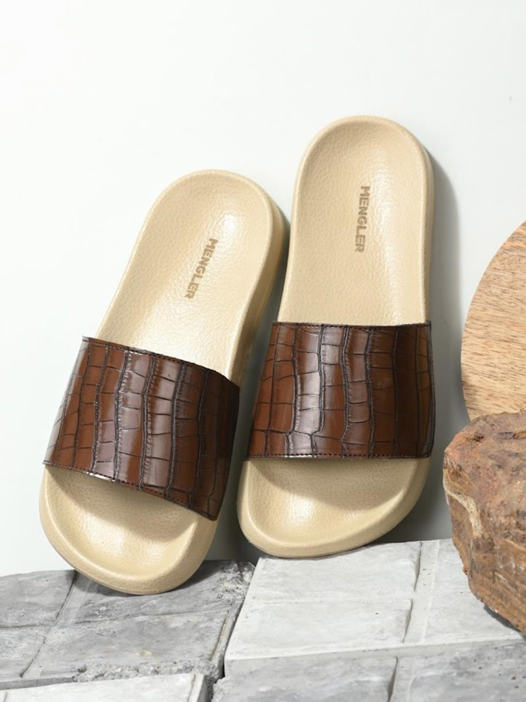 

MENGLER Men Brown & Beige Sliders
