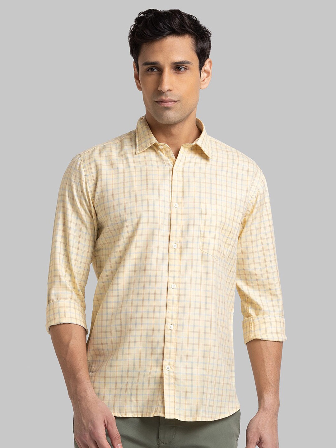 

Parx Men Yellow Slim Fit Checked Casual Shirt