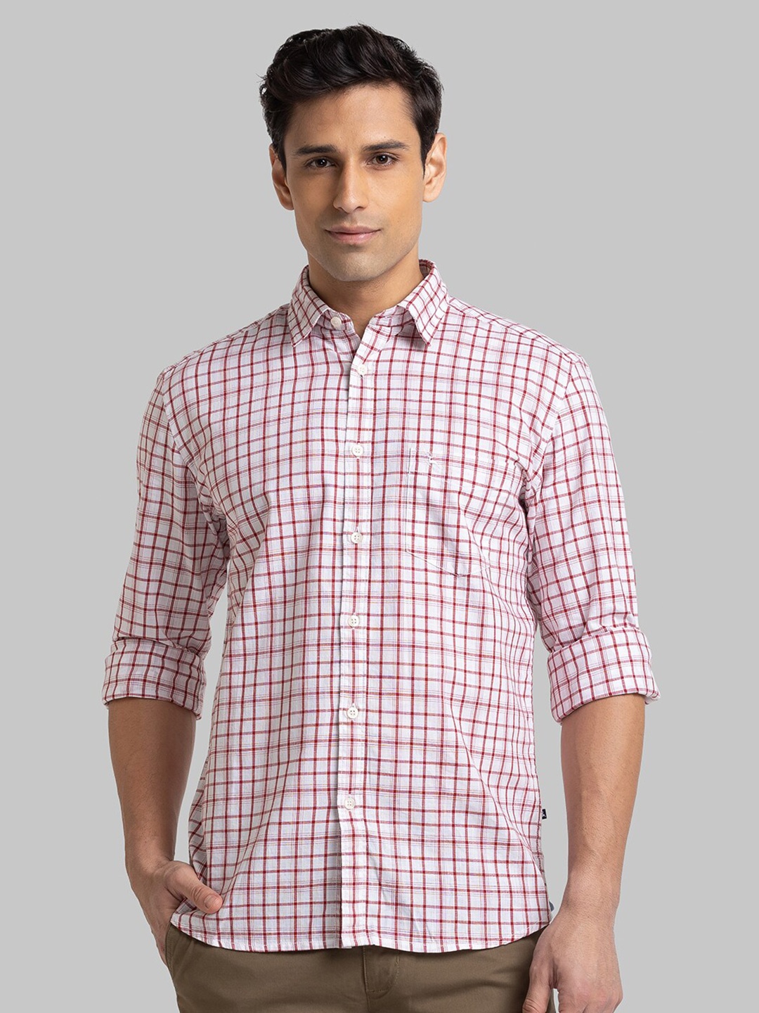 

Parx Men Red Slim Fit Checked Casual Shirt