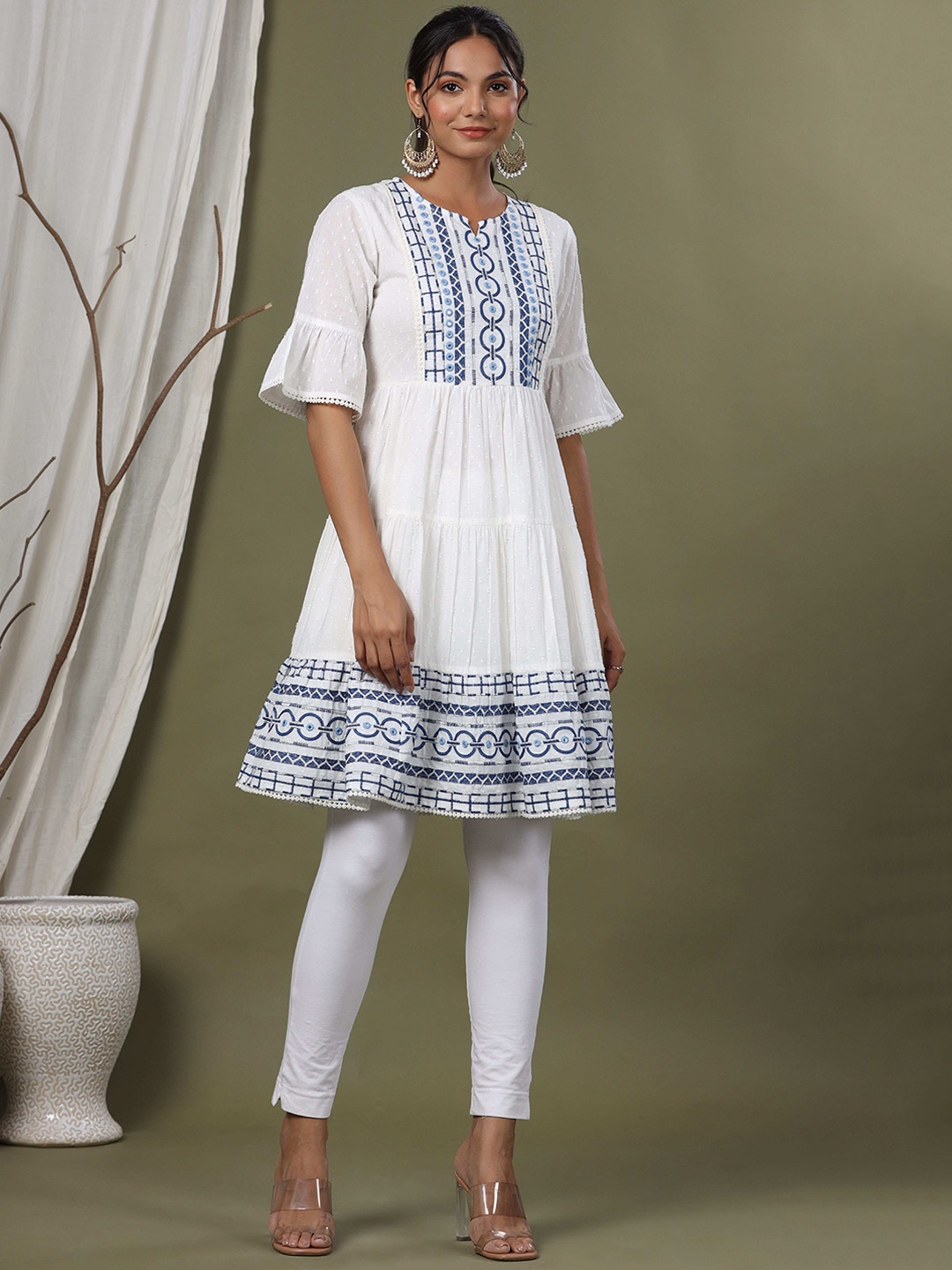 

Juniper Women White Flared Sleeves Gotta Patti Kurta