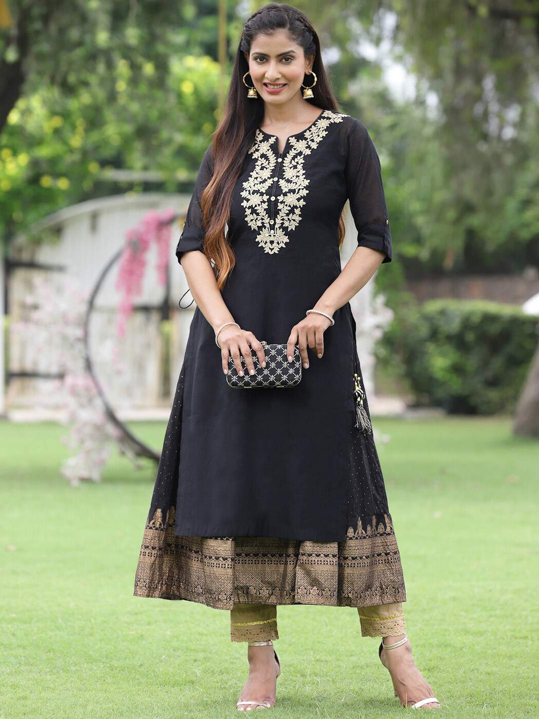 

Juniper Women Black Geometric Yoke Design Thread Work Chanderi Silk Kurta