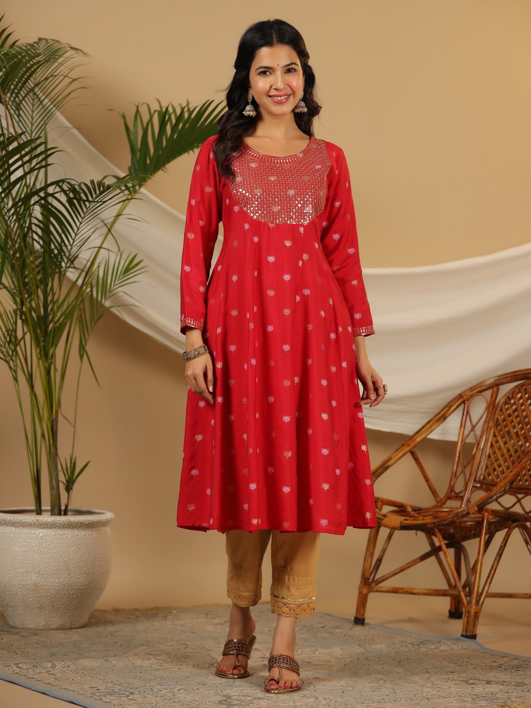

Juniper Women Red Printed Flared Sleeves Kurta