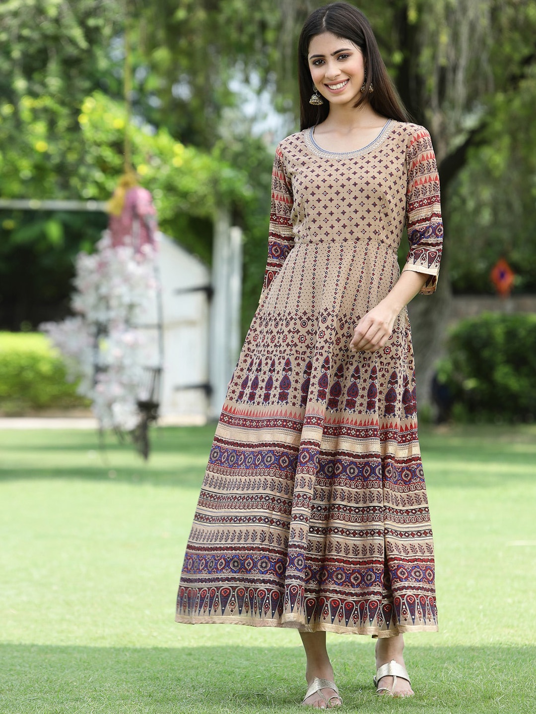 

Juniper Women Brown Flared Sleeves Thread Work Georgette Anarkali Kurta