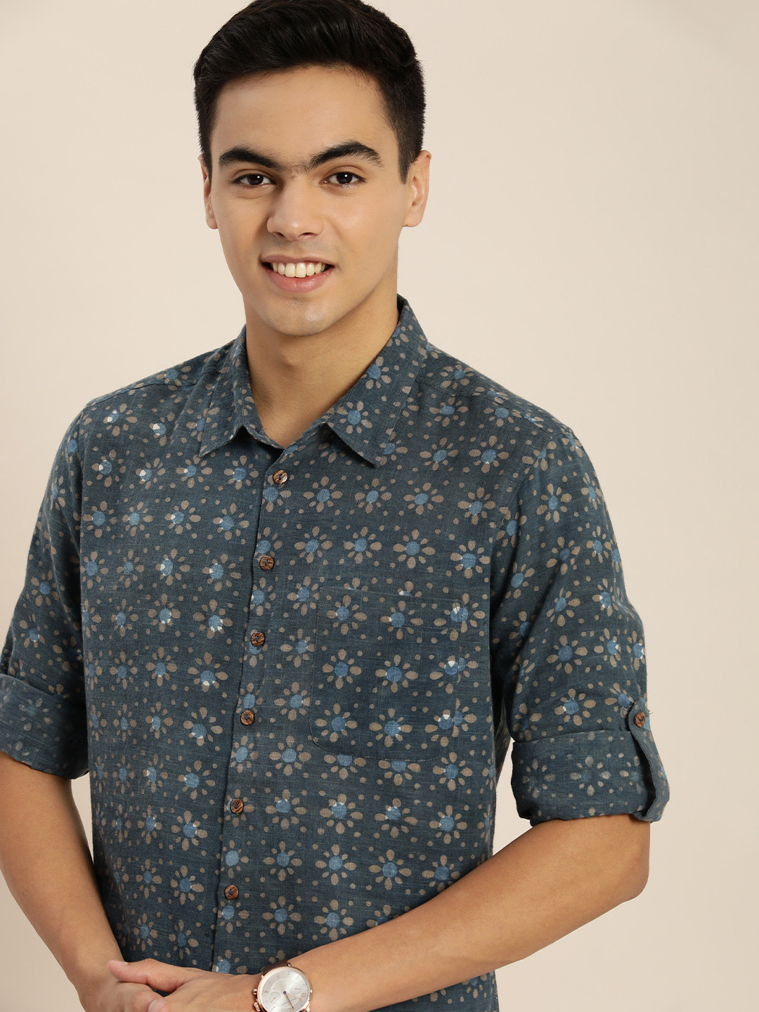 

Taavi Men Indigo Ethnic Motifs Printed Pure Cotton Casual Shirt, Blue