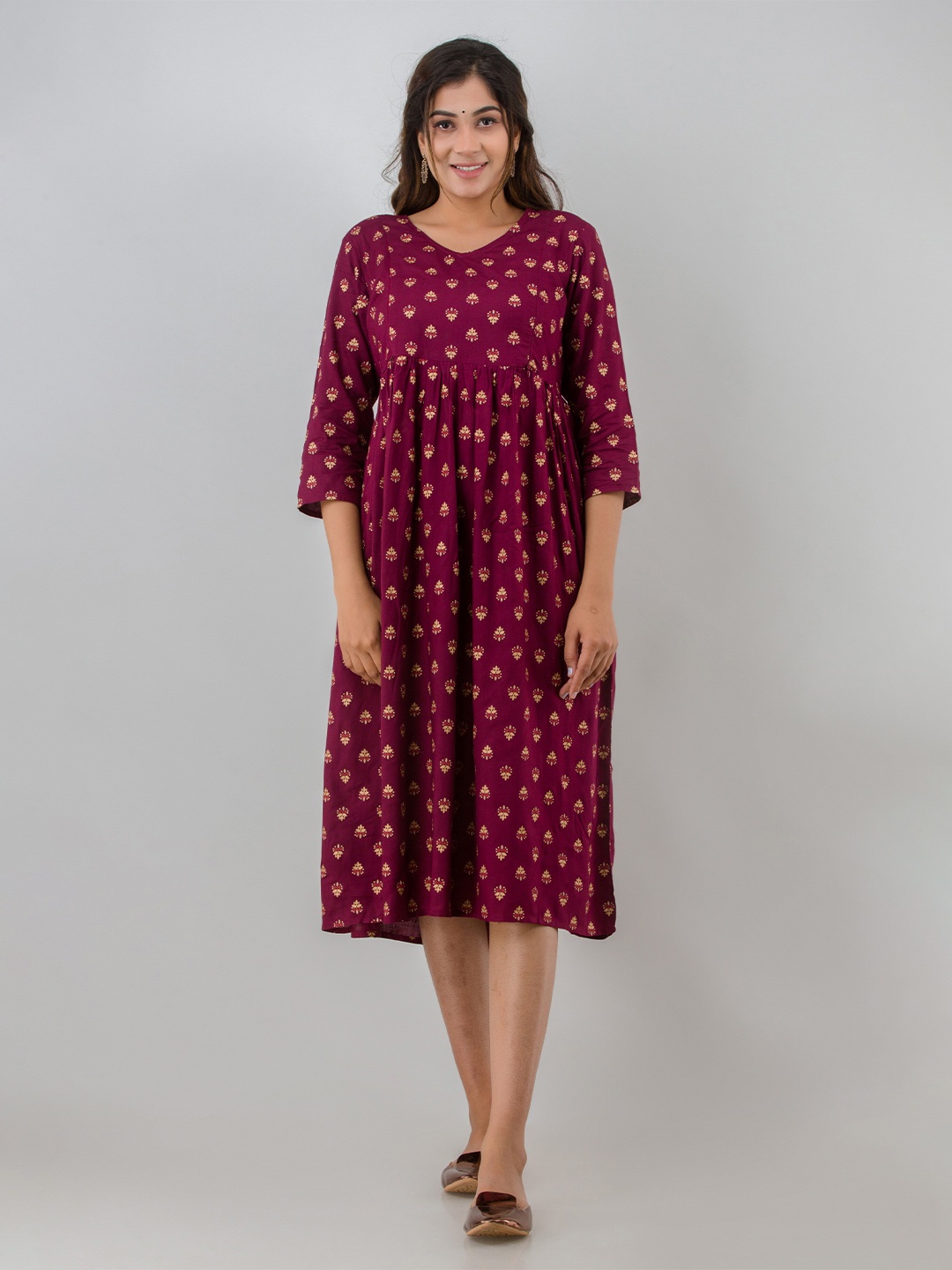 

misbis Rose Gold Floral Maternity Empire Dress