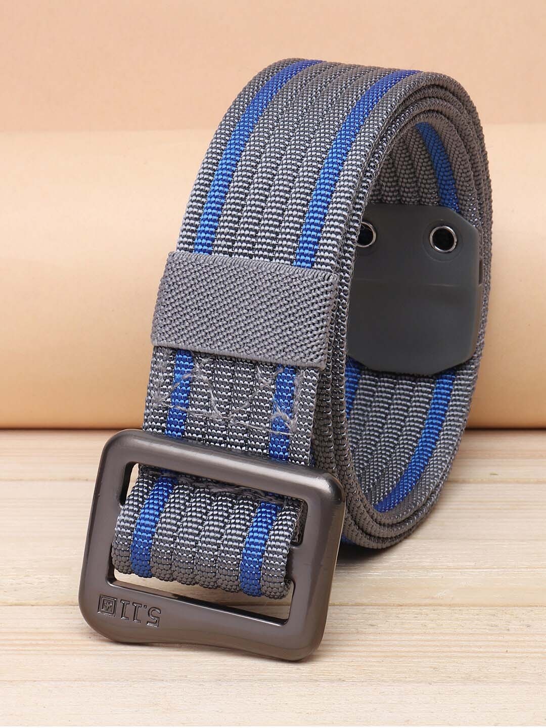 

ZORO Men Grey Striped Belt