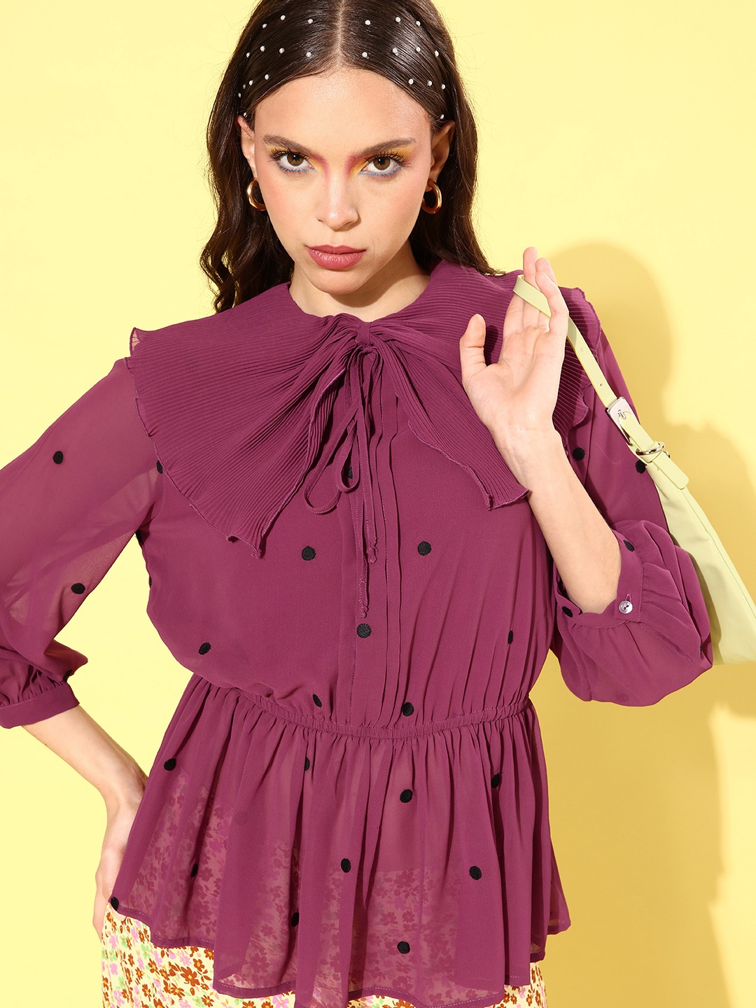 

QUIERO Elegant Mauve Polka Dotted Statement Collar Top