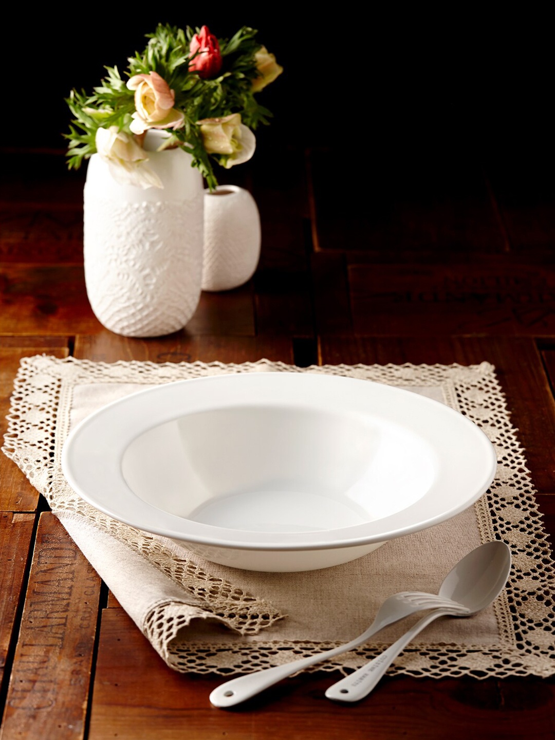 

Corelle White Set of 14 Dishwasher & Microwave Safe Winter Frost Vitrelle Glass Dinner Set