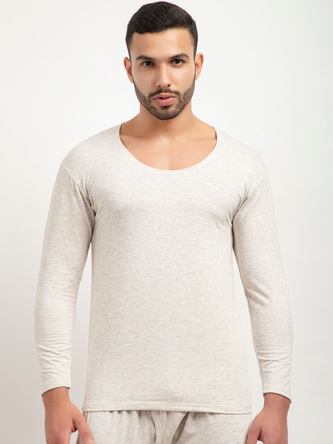 

ARMISTO Men Off-White Solid Thermal Top