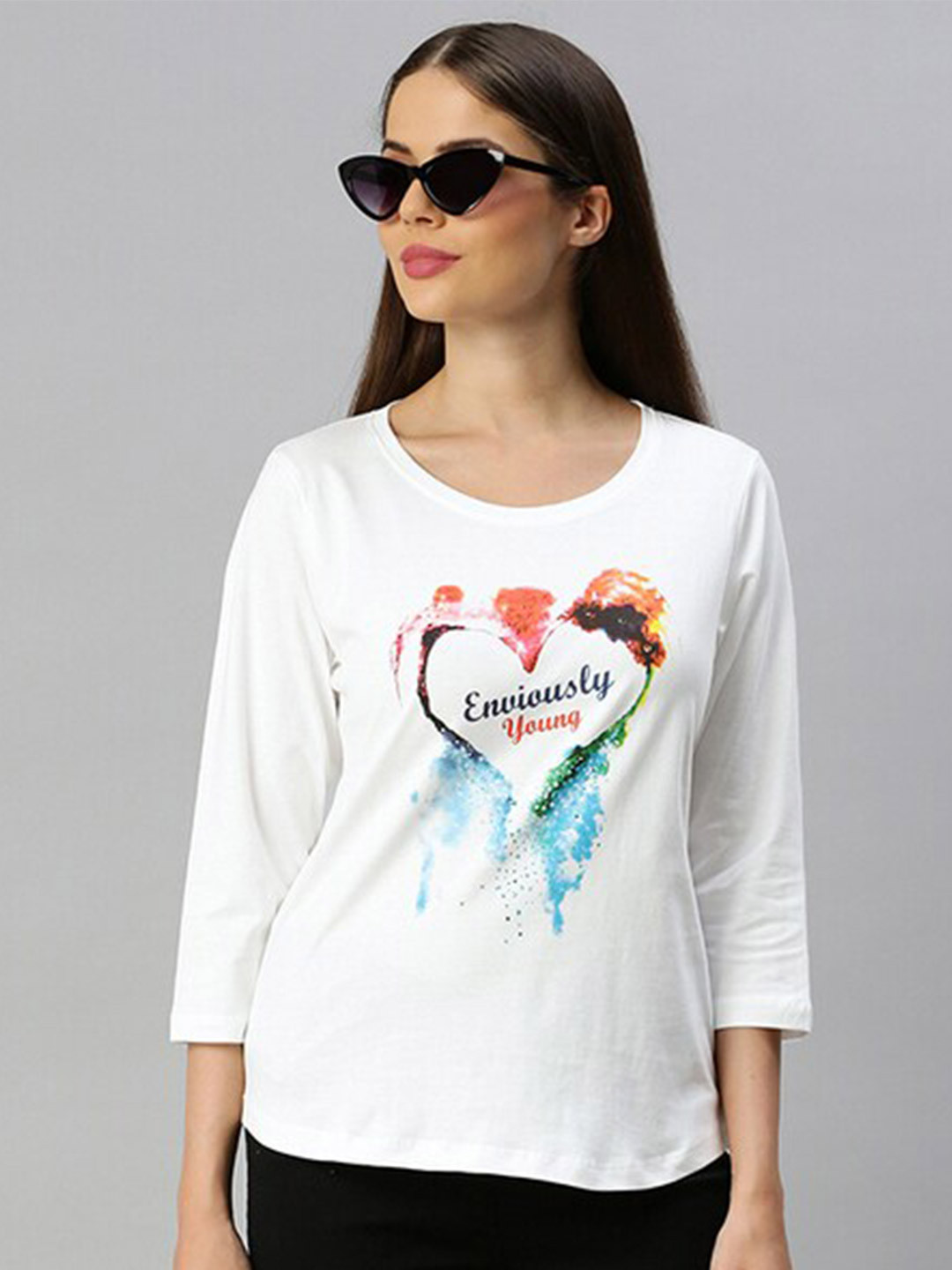 

Enviously Young Women Off White Printed Raw Edge T-shirt