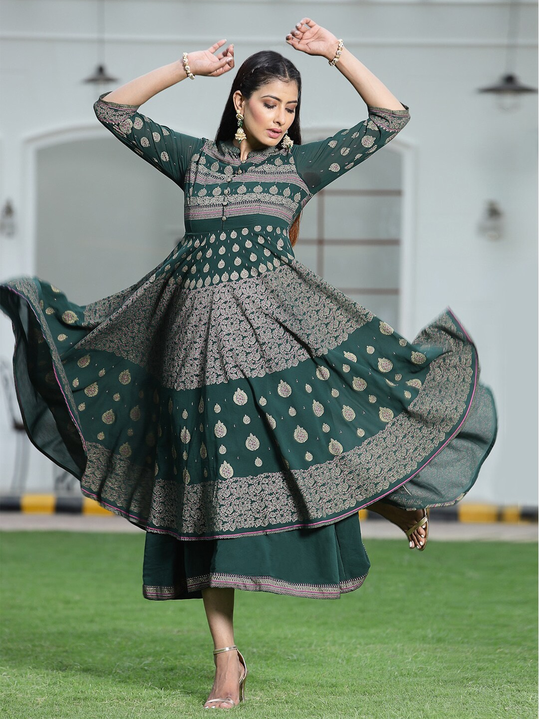 

Juniper Green Ethnic Motifs Georgette Ethnic Midi Dress