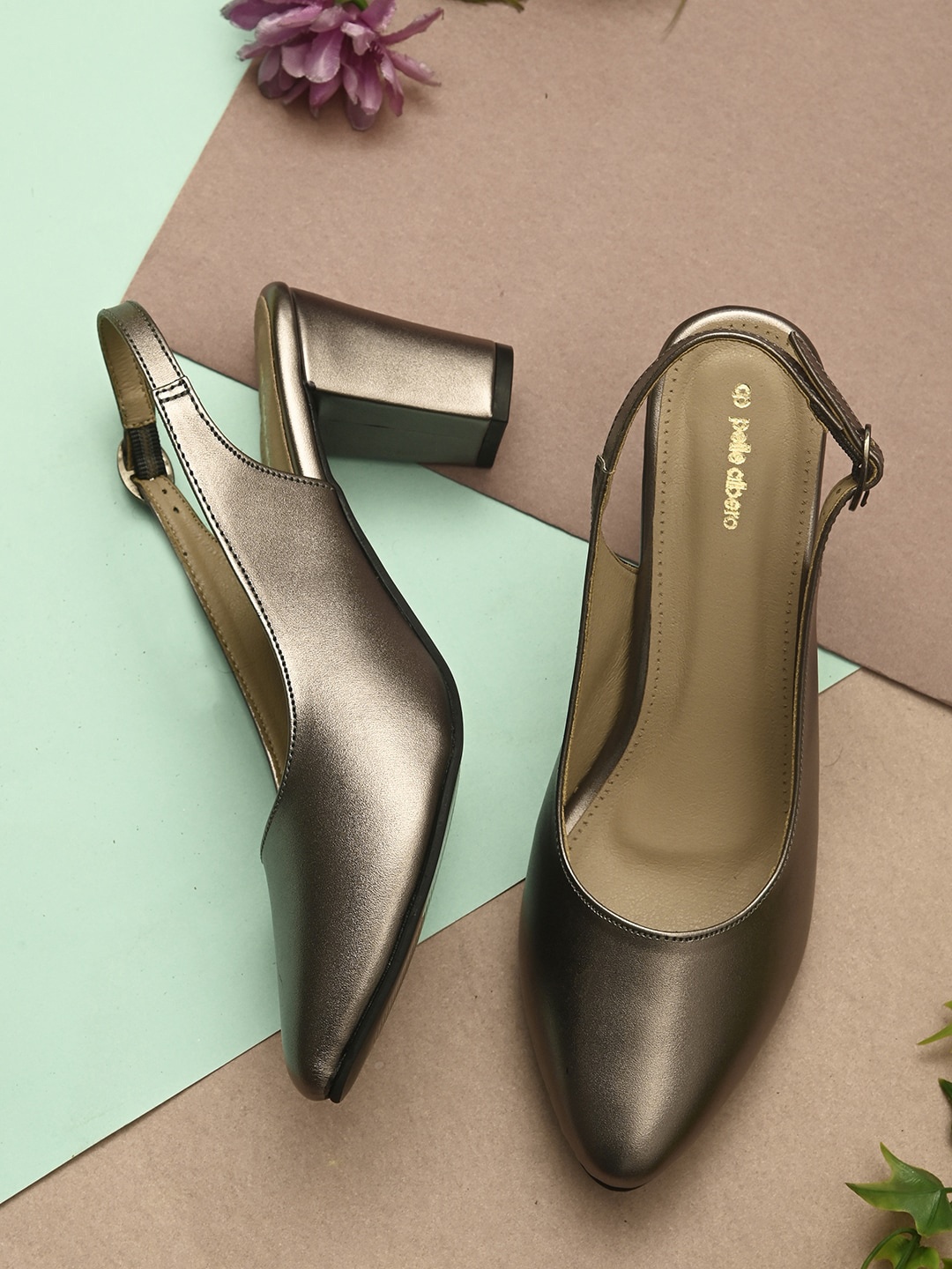 

pelle albero Gold-Toned Textured Party Pumps