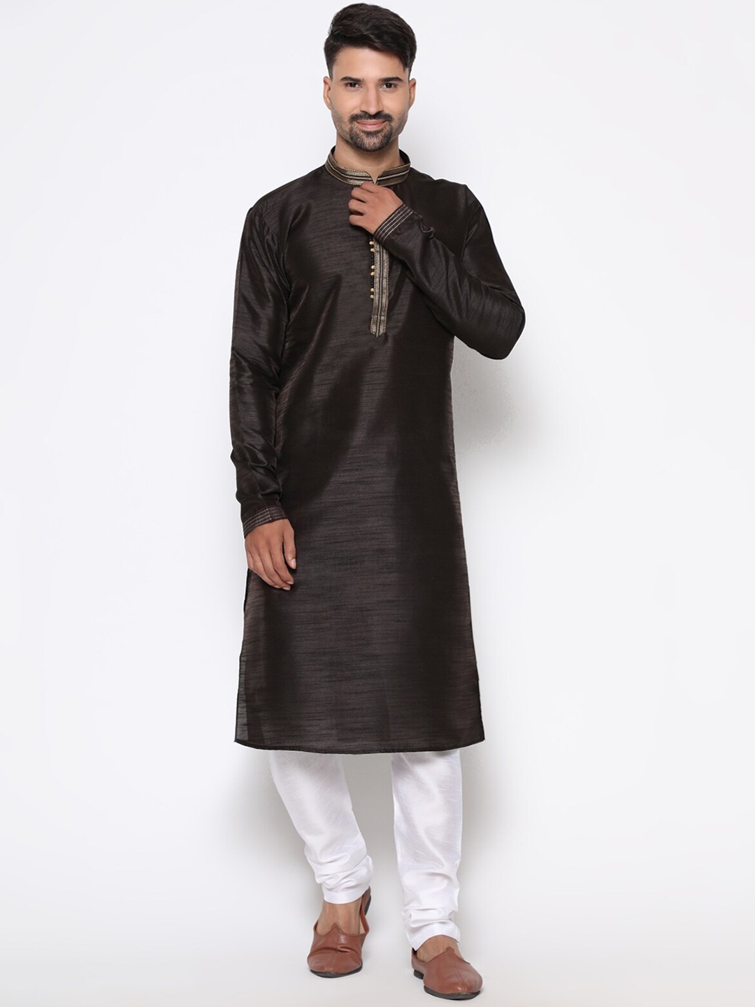 

COCOI LIFESTYLE Men Black Dupion Silk Kurta with Pyjamas