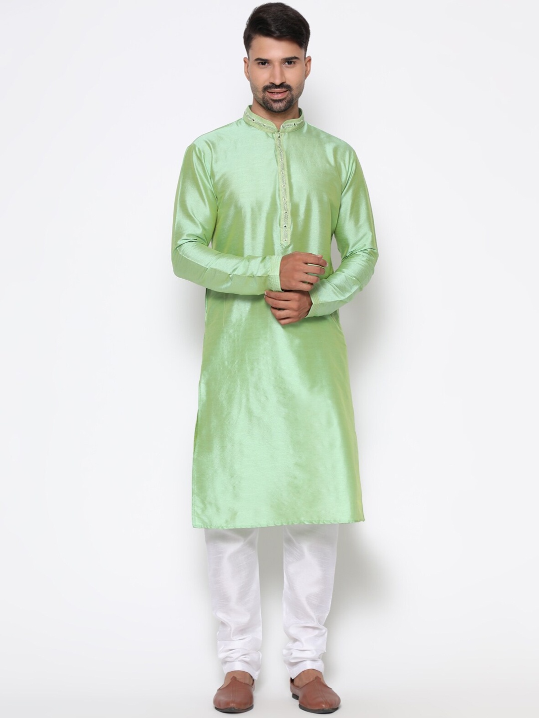 

COCOI LIFESTYLE Men Green Dupion Silk Kurta with Pyjamas