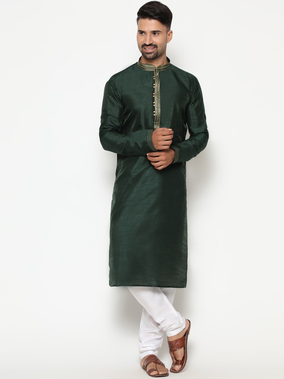 

COCOI LIFESTYLE Men Green Dupion Silk Kurta with Pyjamas