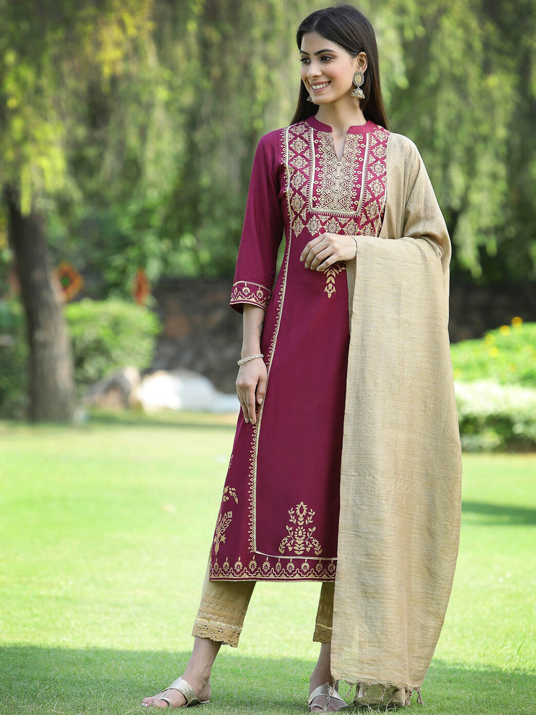 

Juniper Women Red Yoke Design Flared Sleeves Kurta