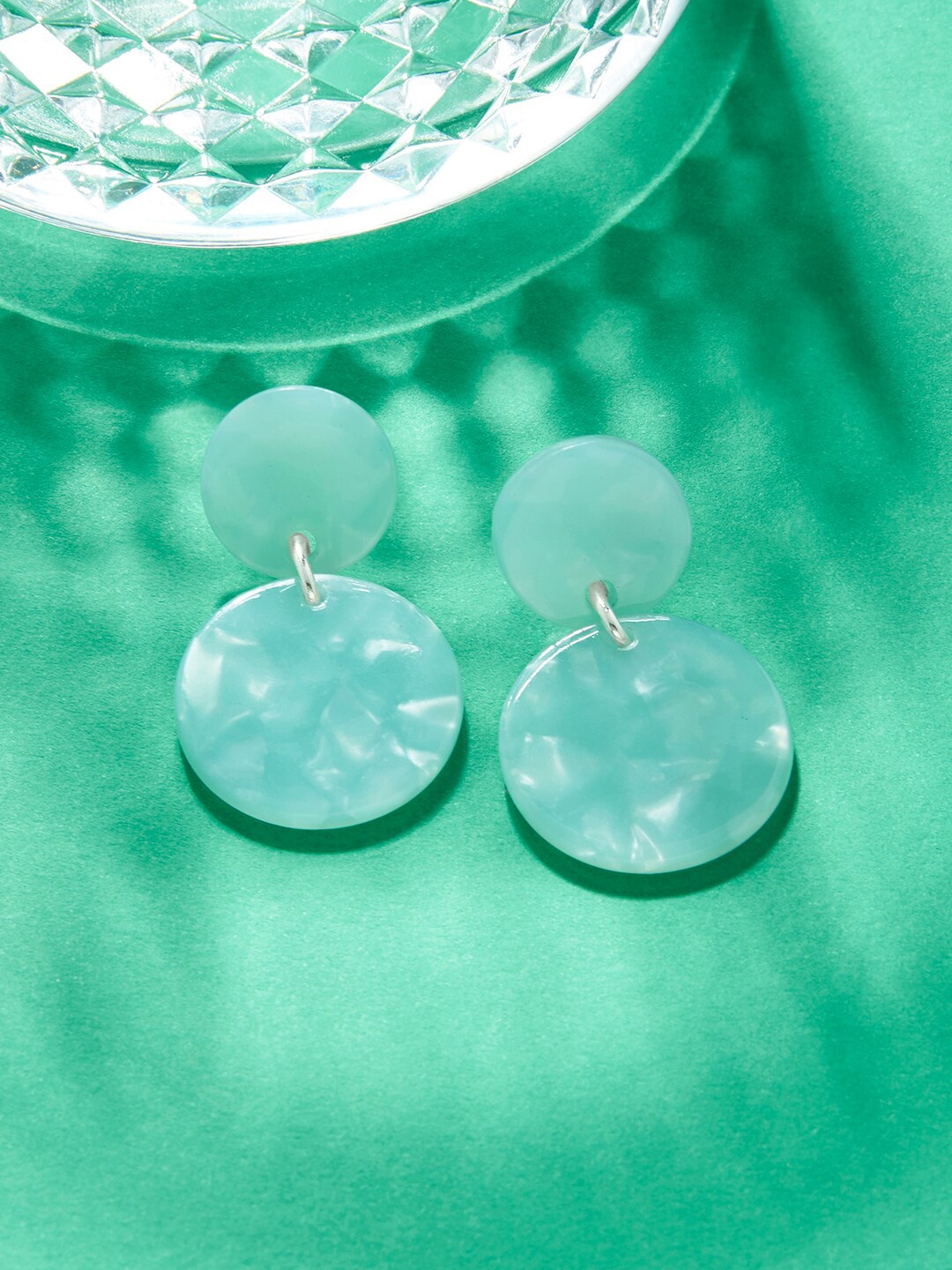 

Accessorize London Women Blue 90S Flashback Resin Short Drops Earring