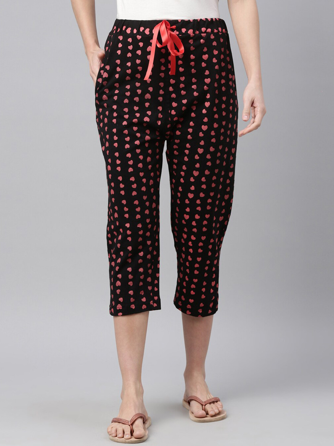 

Enviously Young Women Printed Lounge Capris, Black