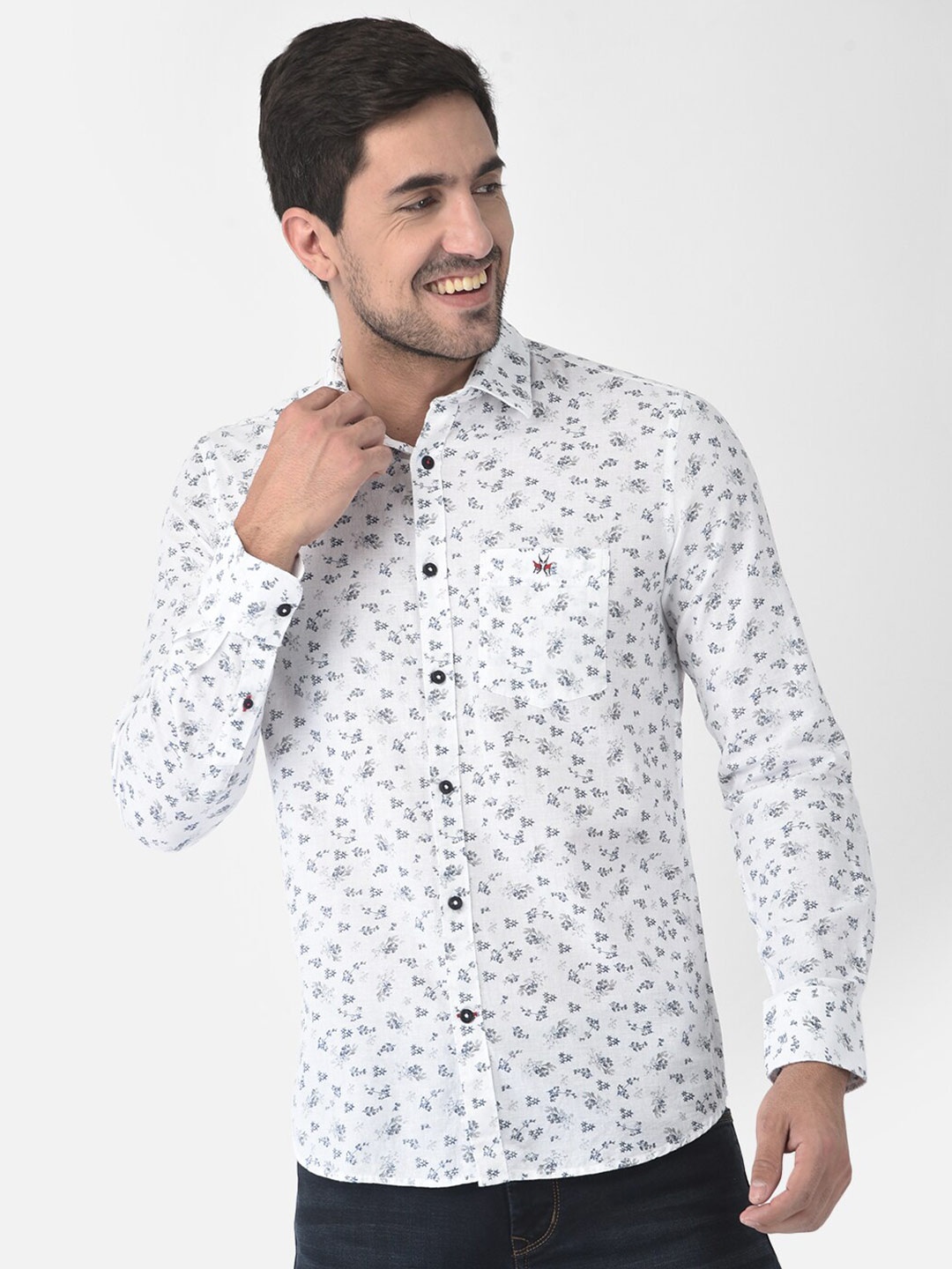 

Crimsoune Club Men White Slim Fit Floral Printed Casual Shirt