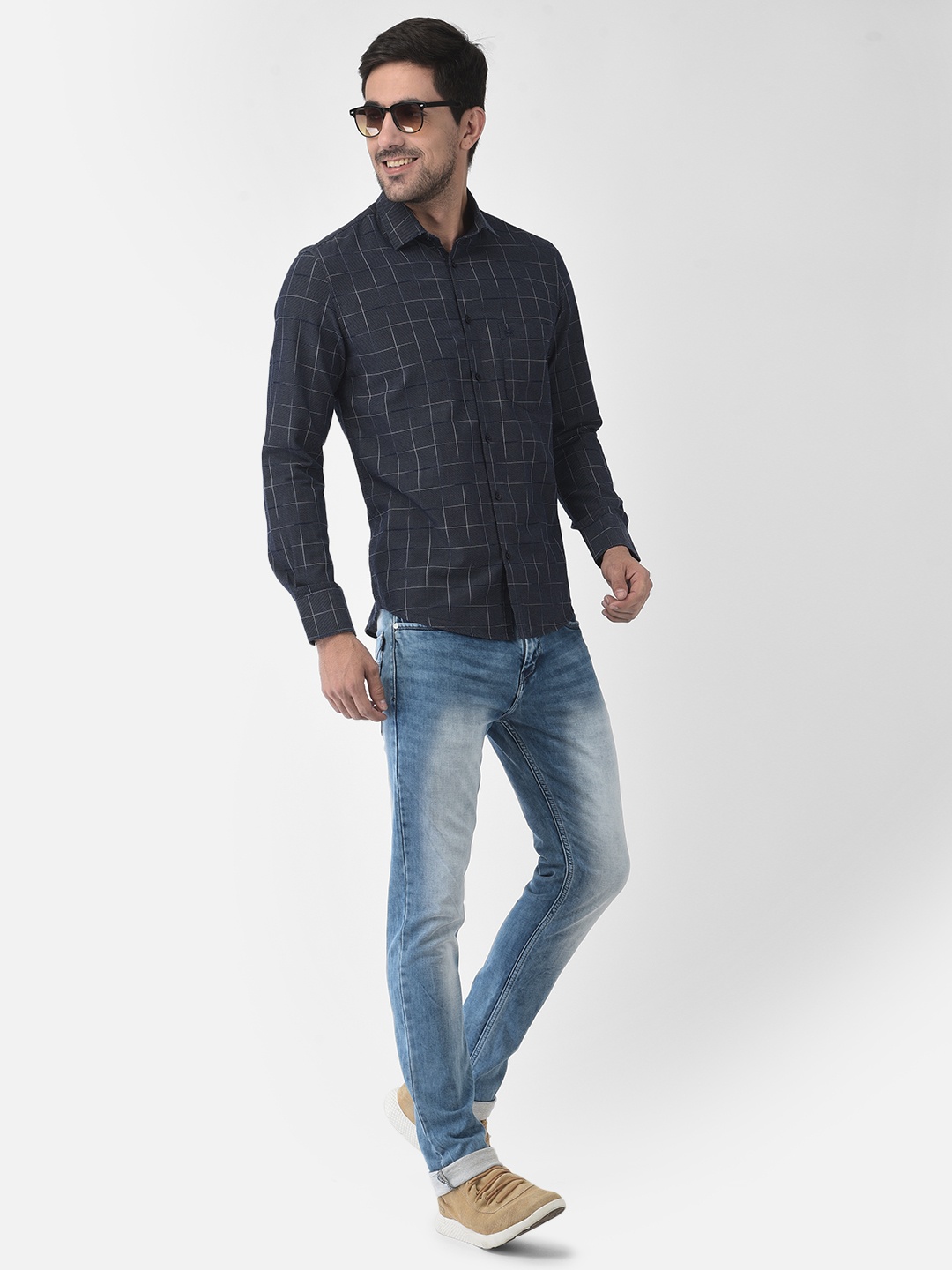 

Crimsoune Club Men Navy Blue Slim Fit Checked Casual Shirt