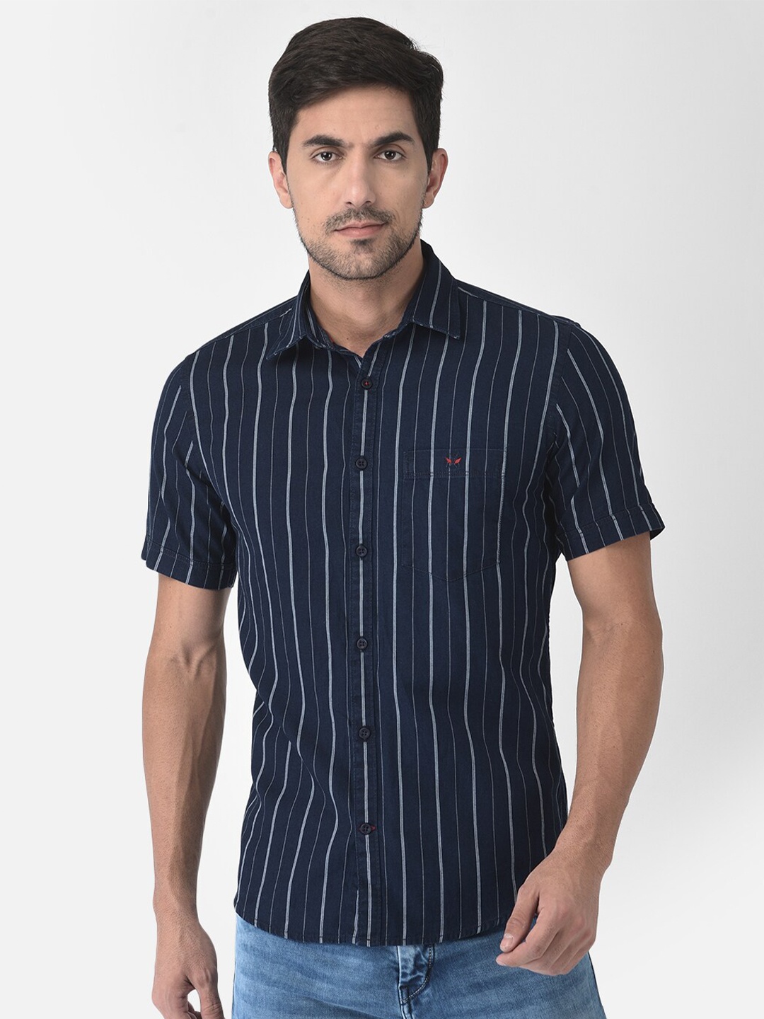 

Crimsoune Club Men Navy Blue Slim Fit Striped Casual Shirt
