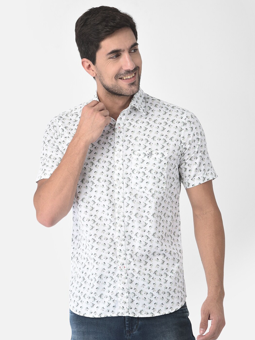 

Crimsoune Club Men White Slim Fit Floral Printed Casual Shirt