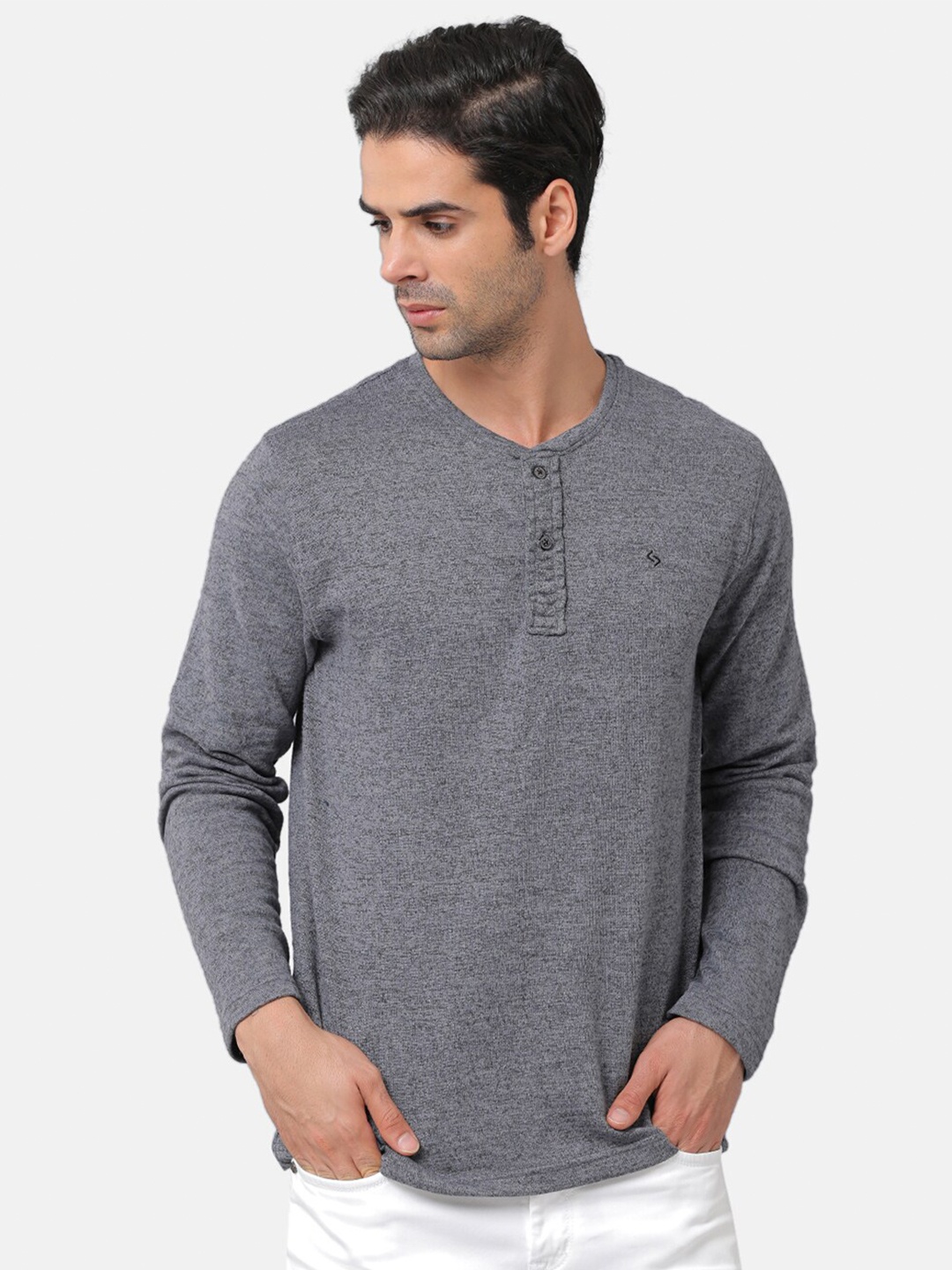 

Classic Polo Men Grey Henley Neck Slim Fit T-shirt