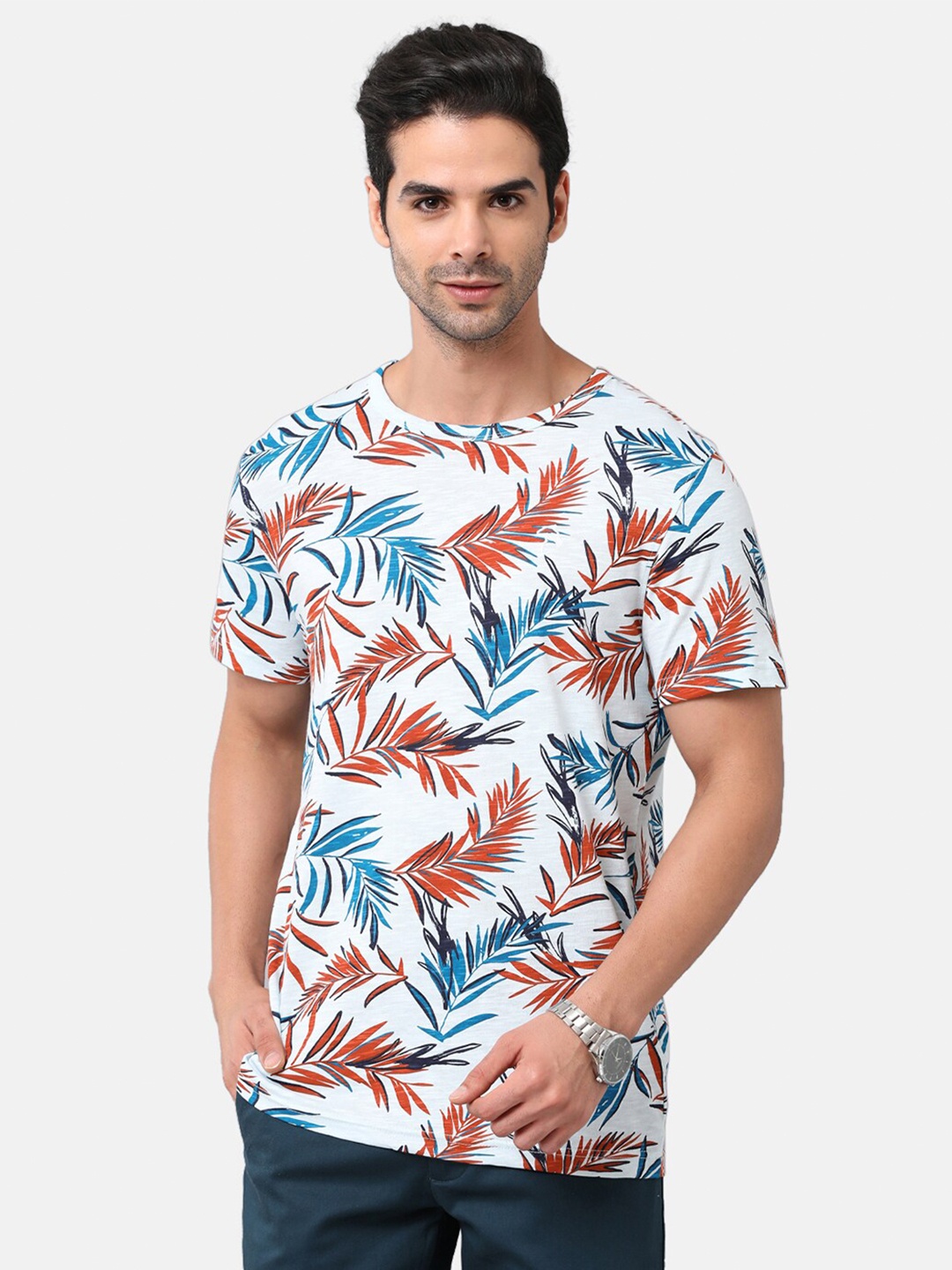 

CP BRO Men Multicoloured Floral Printed Tropical Raw Edge Slim Fit T-shirt, Multi
