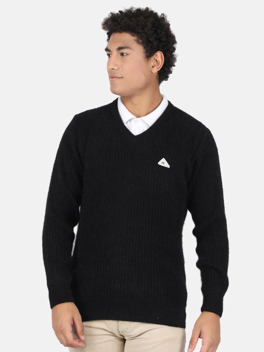 

Monte Carlo Men Black Solid V Neck Pullover
