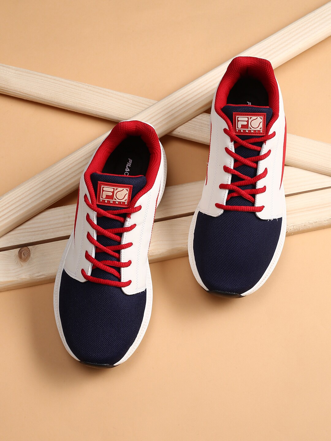 

FILA Men Off White Running Non-Marking FASTBLOCK Shoes