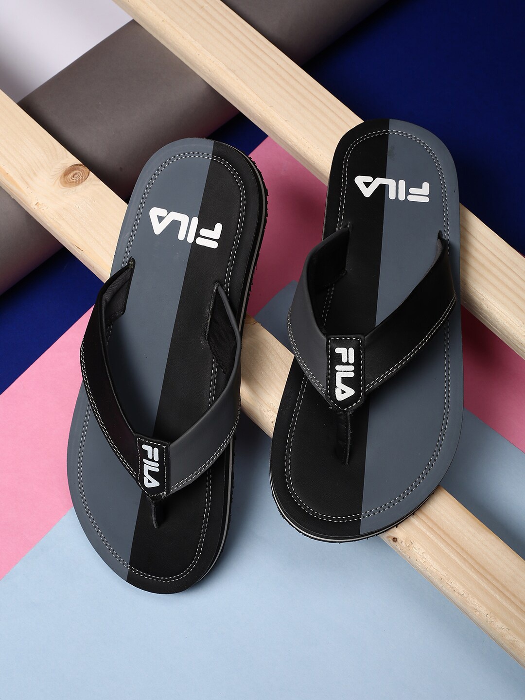 

FILA Men Black & Grey Colourblocked Rubber OTTONE 2 Thong Flip-Flops